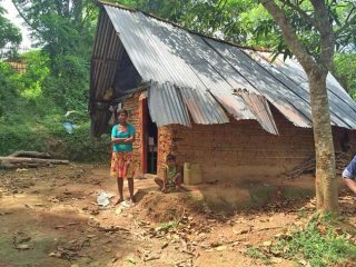 A house belonging to one of the village’s poorer residents. This one-room hut sleeps two adults, two children and two dogs.