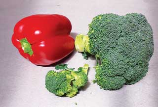 Figure 4. Vegetables such as broccoli and red pepper are rich in ascorbic acid.