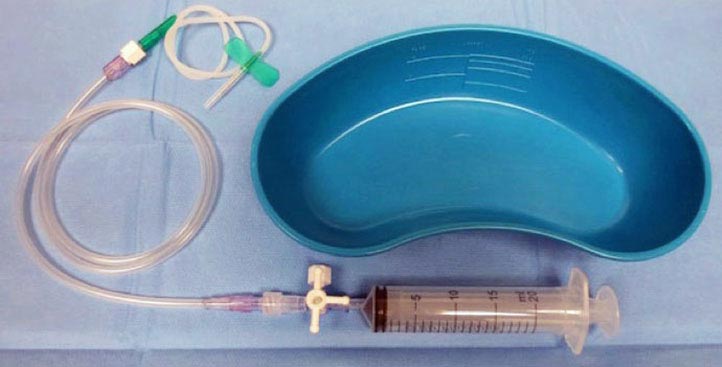 Figure 2a. Equipment necessary for thoracocentesis. Image: © AHT, Newmarket.