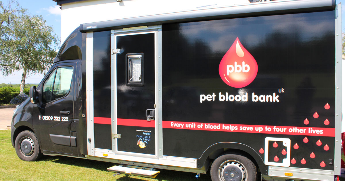 Pet-Blood-Bank-mobile-unit-side