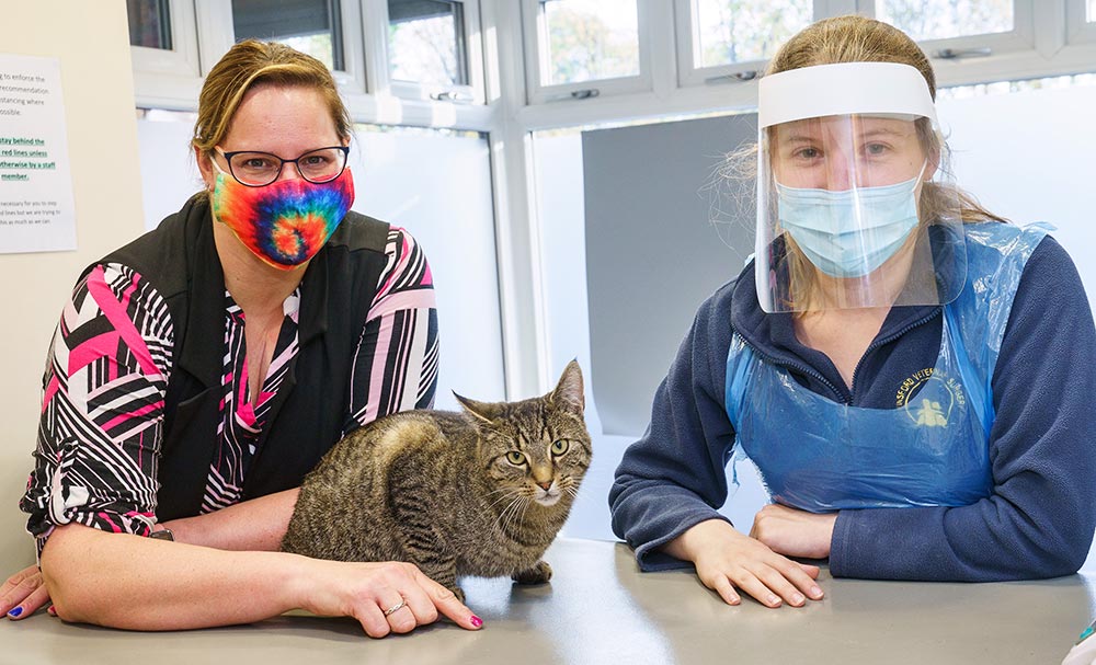 Marbles with owner Lauren Senior and vet Emily Barlow.