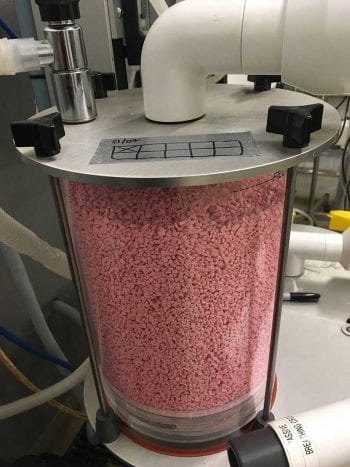 Figure 6. Colour change can be indicative of absorbent use, but this is not reliable. A method of documenting the hours in use should be displayed on the canister to prevent the use of exhausted carbon dioxide absorbent.